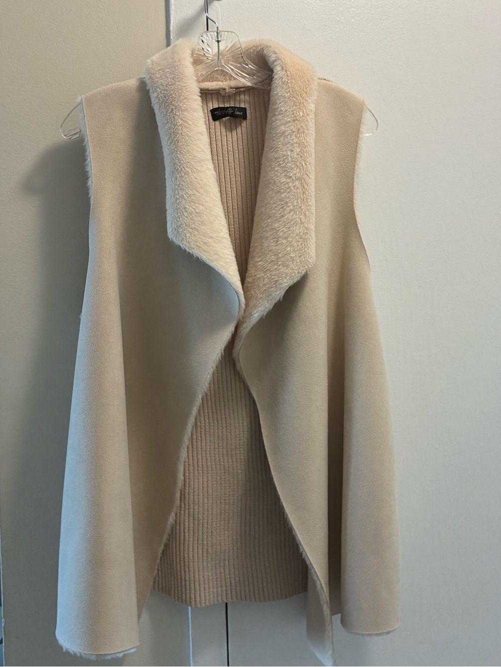 Sleeveless Faux-Shearling Open Front Vest - Cream